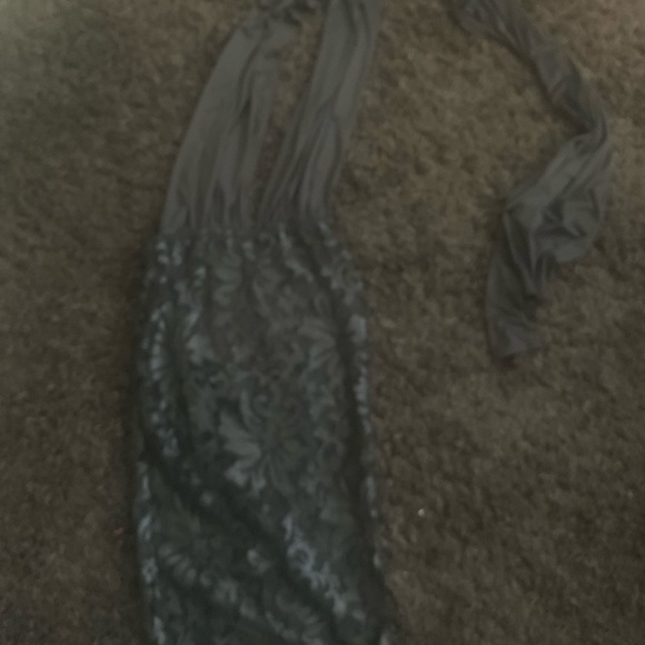 B-Sharp black, lace shirt with bow-tie, halter top Size Medium - Picture 4 of 6